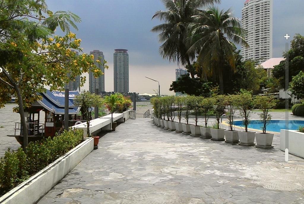 Baan Sathorn Riverfront Bangkok Room photo